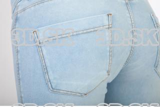 Pelvis blue jeans detail of Molly 0004